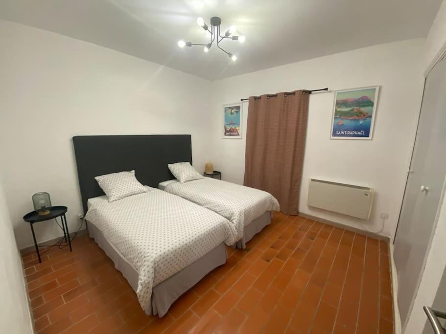 Simone, Appartement Maison, Quartier Calme, Grande Terrasse, Spa, Barbecue, 2 Chambres Frejus Ngoại thất bức ảnh